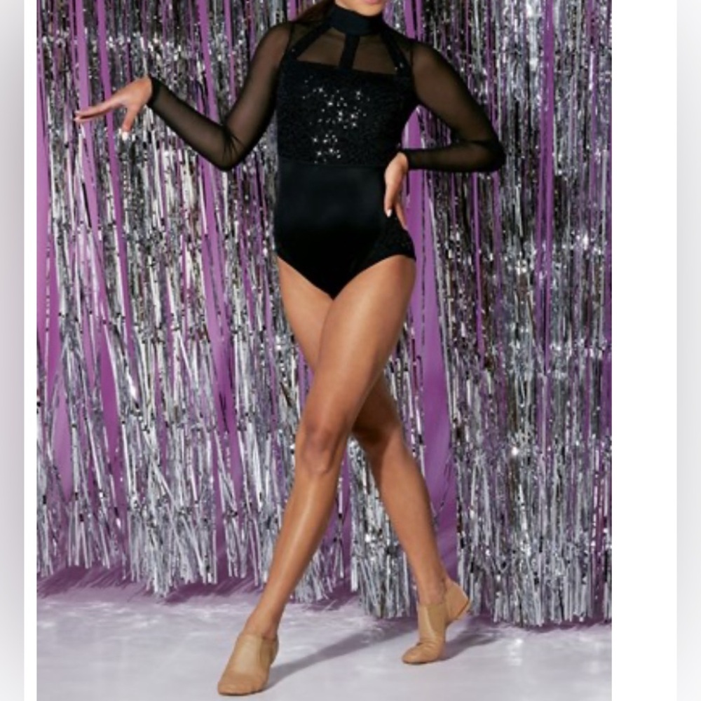 Blue Ballera Sequin Cage Leotard
SQ11474 Dance costume adult medium